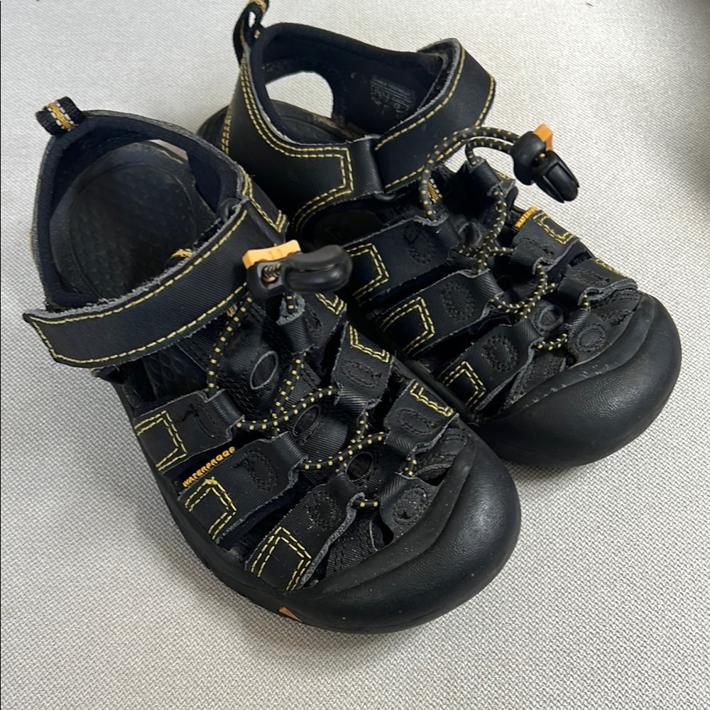 Keen Kids Black Sandals